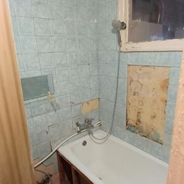 Фото Продам 2-х комн квартиру в городе Луганск квартал Луганский