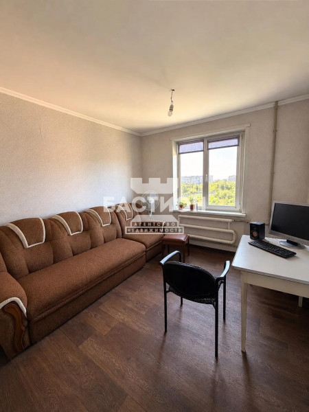 3-х комнатная квартира, ул. Сарматская 26, ID: 2281854