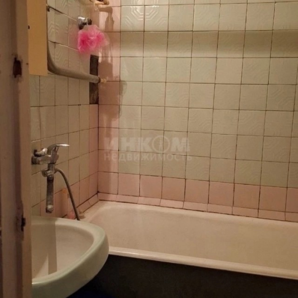 Фото Продам 2х комнатную квартиру на кв. Дзержинского в ипотеку