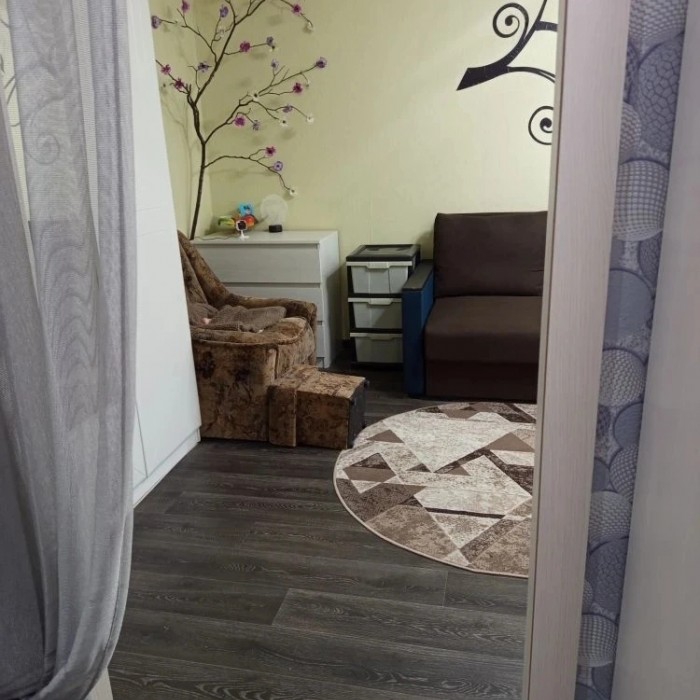 Фото 7356 Продам 1 комн. квартиру в р-не Кадетского корпуса