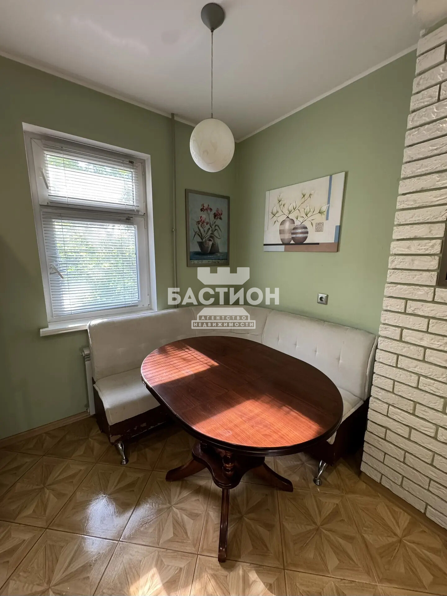Фото 4-х комнатная квартира, квартал Мирный 7 , ID: 2248772