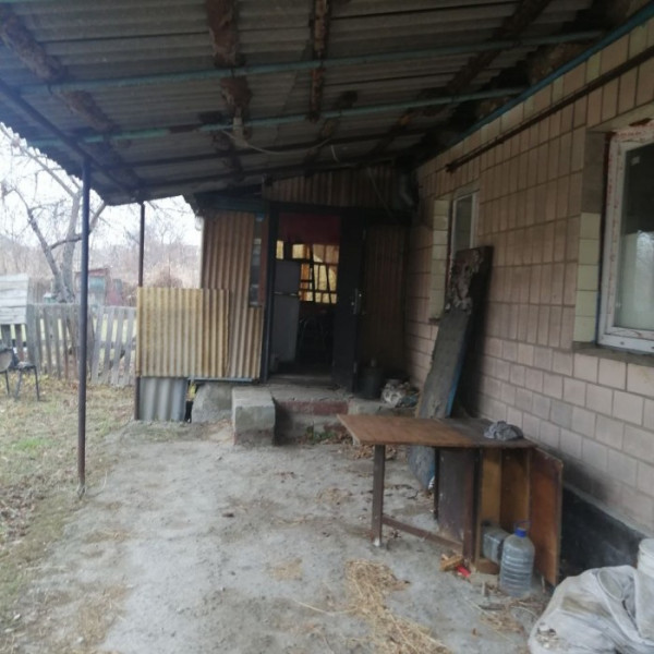 Фото Продается дом в Станице Луганской по ул. Шевченко