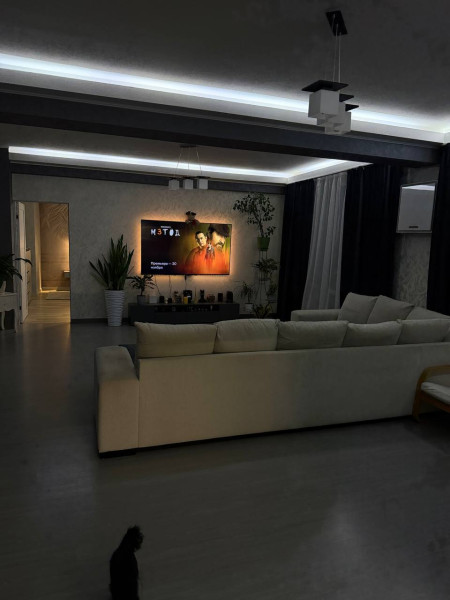 Фото №944 Продаётся 3 комн. крупногабаритная кв-ра, ул. Московская, р-н СШ №22