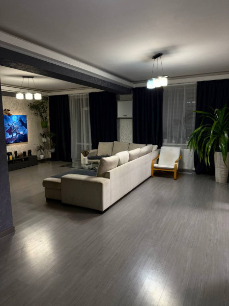 Фото №944 Продаётся 3 комн. крупногабаритная кв-ра, ул. Московская, р-н СШ №22