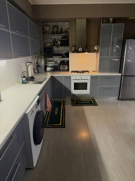 Фото №944 Продаётся 3 комн. крупногабаритная кв-ра, ул. Московская, р-н СШ №22