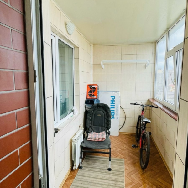 Фото Продам 3х комнатную квартиру на кВ. Степной