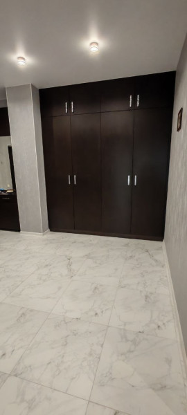 Фото Продаётся трёхкомнатная квартира, 158 м²