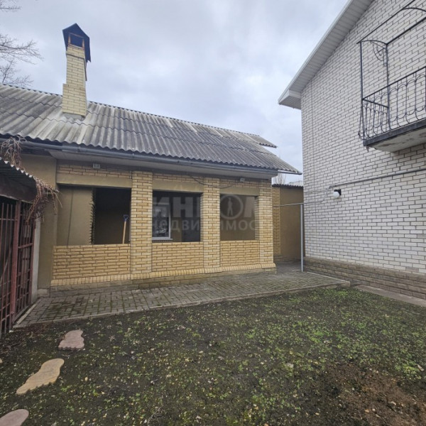 Фото Продам дом 220 м2 в г Луганск ул Клубная