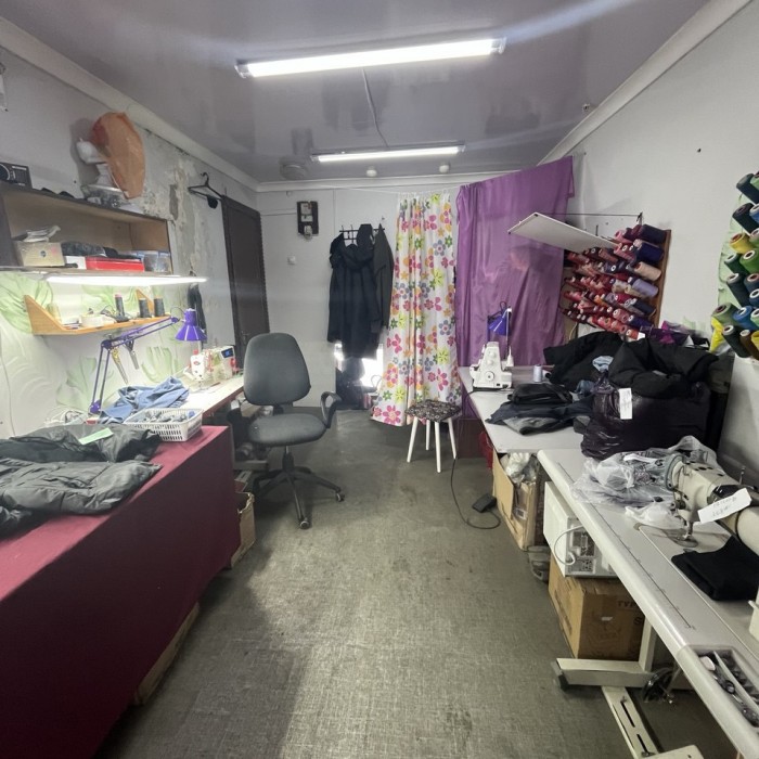 Фото Продам помещение коммерческого назначения, в самом центре г. Луганск (ул. Советская р- н ост. Донбасс)- красная линия