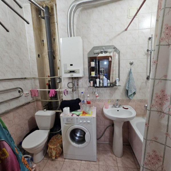 Фото Продам 2к кв. Алексеева 1 Сталинка Центр Города