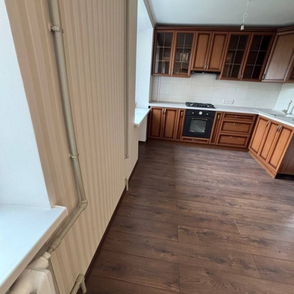 Фото Ленинский район, ул. Титова ,этаж 8,