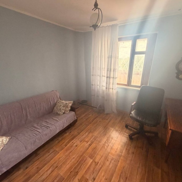 Фото Продам 3- х комн. квартиру 70 кв. м. в Луганск, ул. Челюскинцев (р- н спорт клуба Электрон)