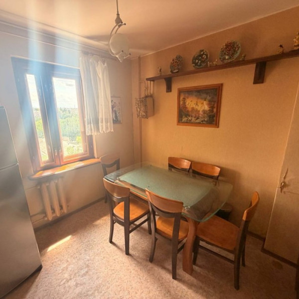 Фото Продам 3- х комн. квартиру 70 кв. м. в Луганск, ул. Челюскинцев (р- н спорт клуба Электрон)