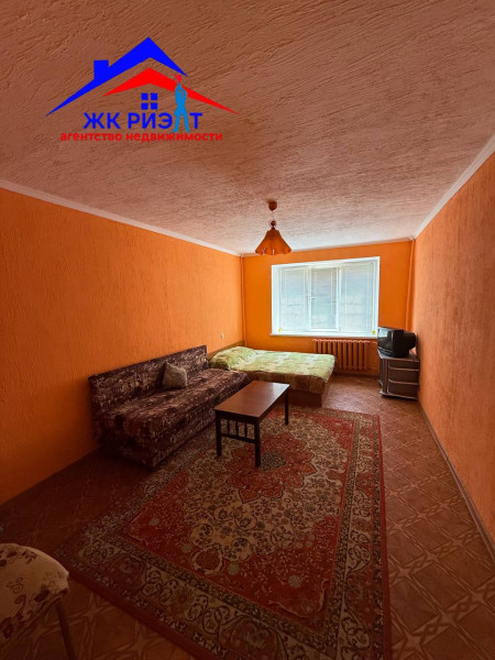 Фото Яркая однокомнатная квартира на квартале Ленинского Комсомола