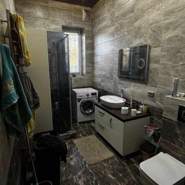 Фото Дом 360м2 ул. Звейнека рн. Таксопарка