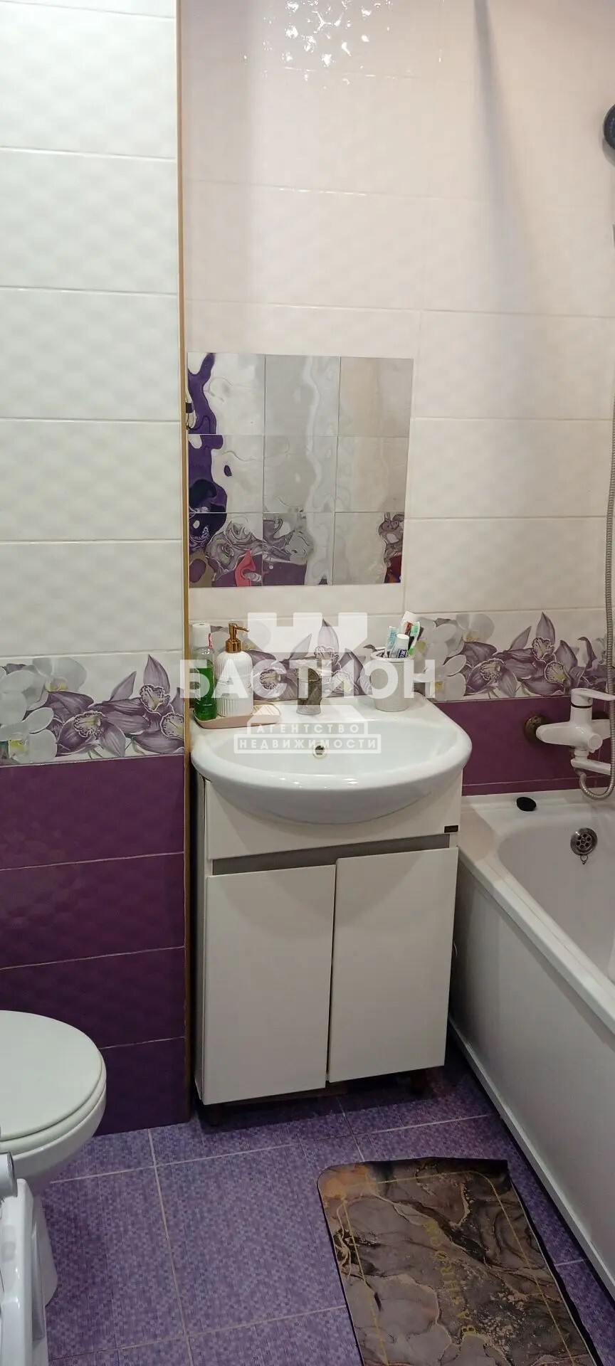 Фото 3-х комнатная квартира, квартал Комарова, 23 ID:2243018