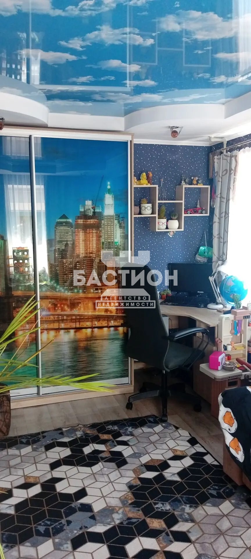 Фото 3-х комнатная квартира, квартал Комарова, 23 ID:2243018