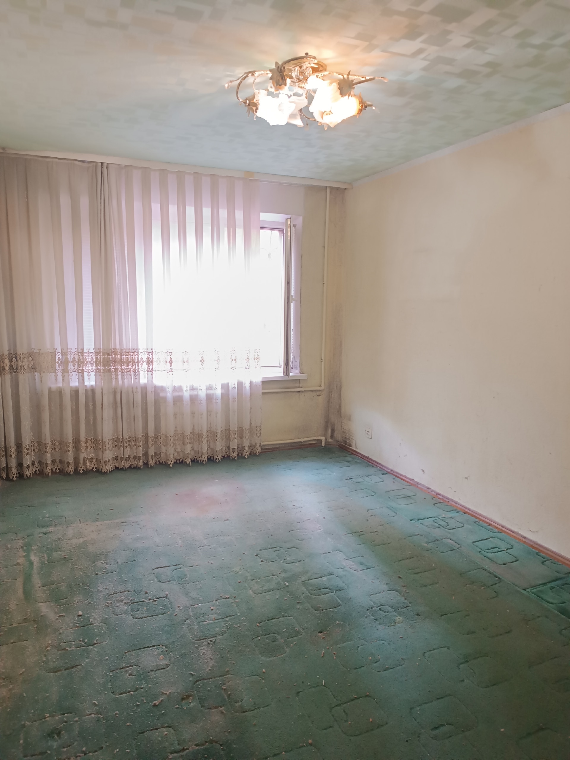 Фото № 1106 Продается 3-х комнатная квартира по пр. Металлургов в р-не Лидера.