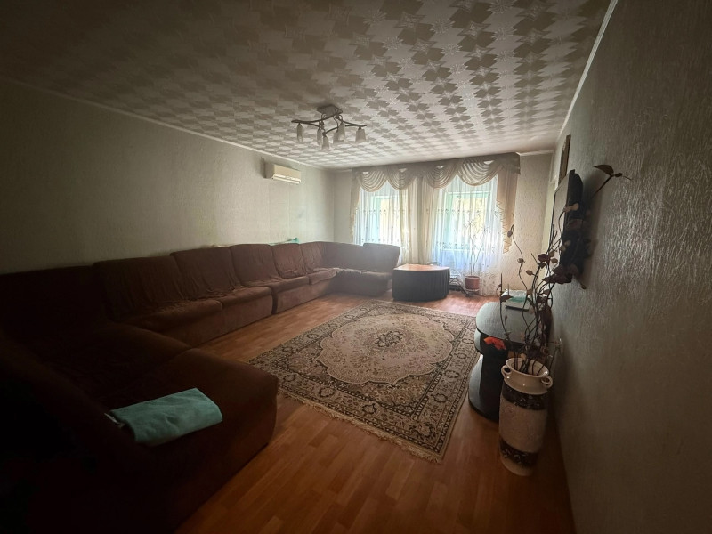 Фото Дом г. Стаханов (ул. Полярная)