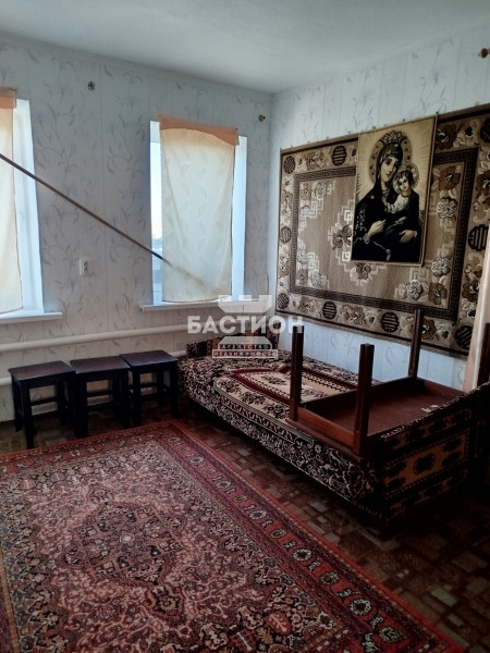 Фото Дом, Россия Муниципальный округ Станично Луганский, село Валуйское улица ID:2139155