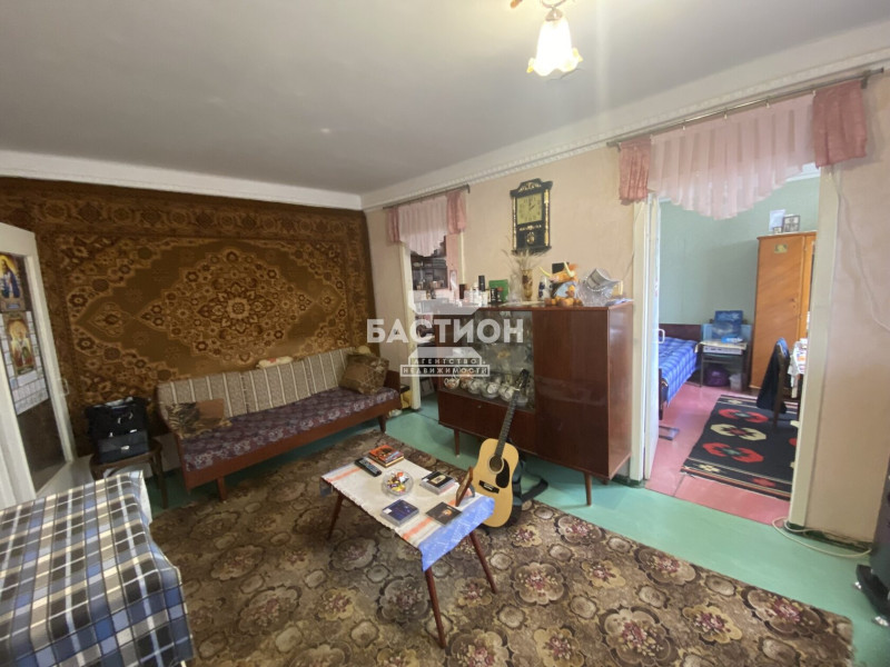 Фото 3-х комнатная квартира, квартал 50-летия Октября, 14 ID:2099797