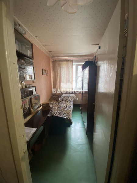 Фото 3-х комнатная квартира, квартал 50-летия Октября, 14 ID:2099797