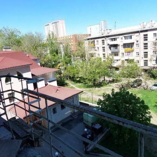 Фото Продам комнату в общежитии, центр (район остановки Донбасс)