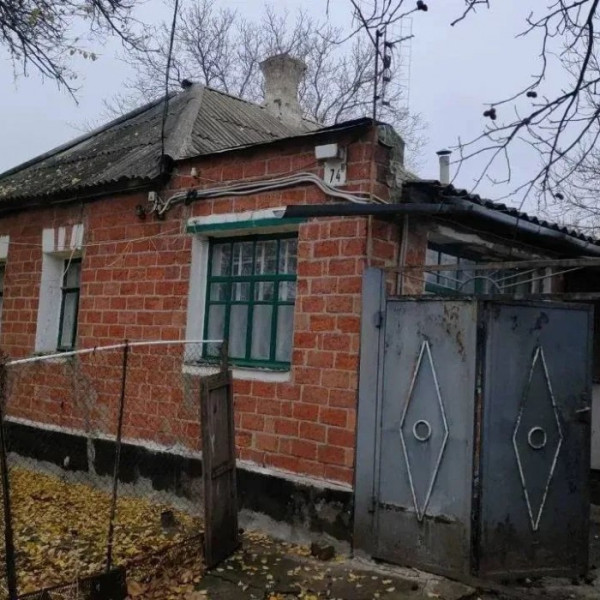 Продам дом в г Луганск ул Плеханова