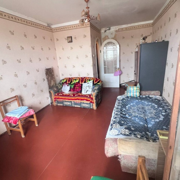 Фото Продам большую 1но комнатную квартиру кВ Мирный 18