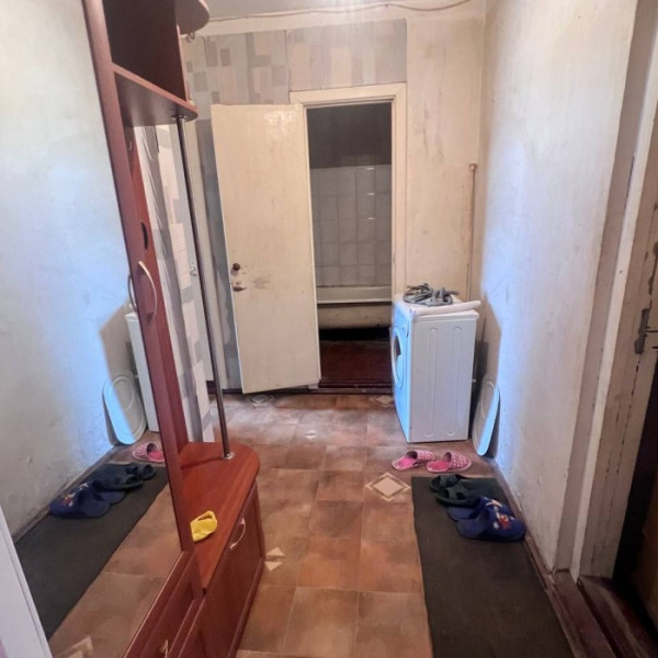 Фото Продам большую 1но комнатную квартиру кВ Мирный 18