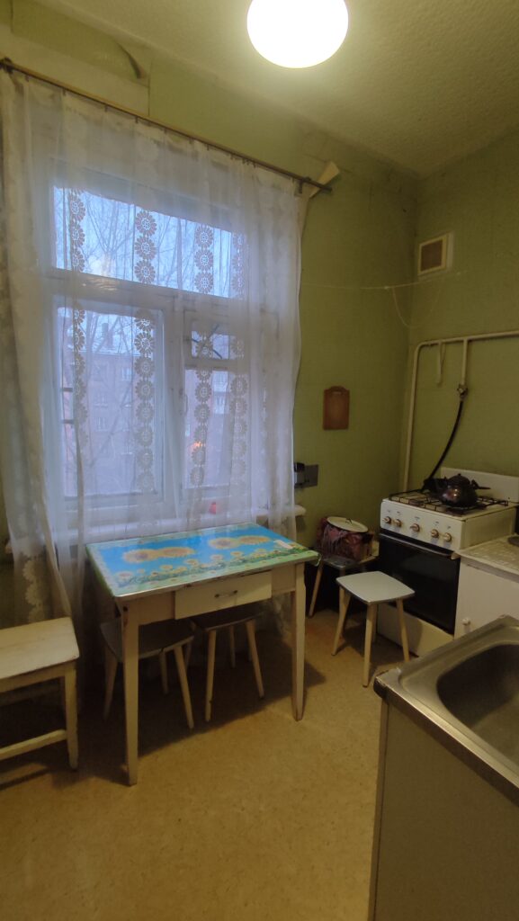 Фото №608, Продаётся 3-х комн. квартира по ул. Московской, район университета