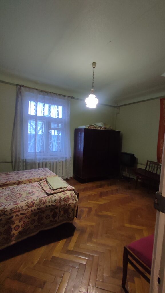 Фото №608, Продаётся 3-х комн. квартира по ул. Московской, район университета