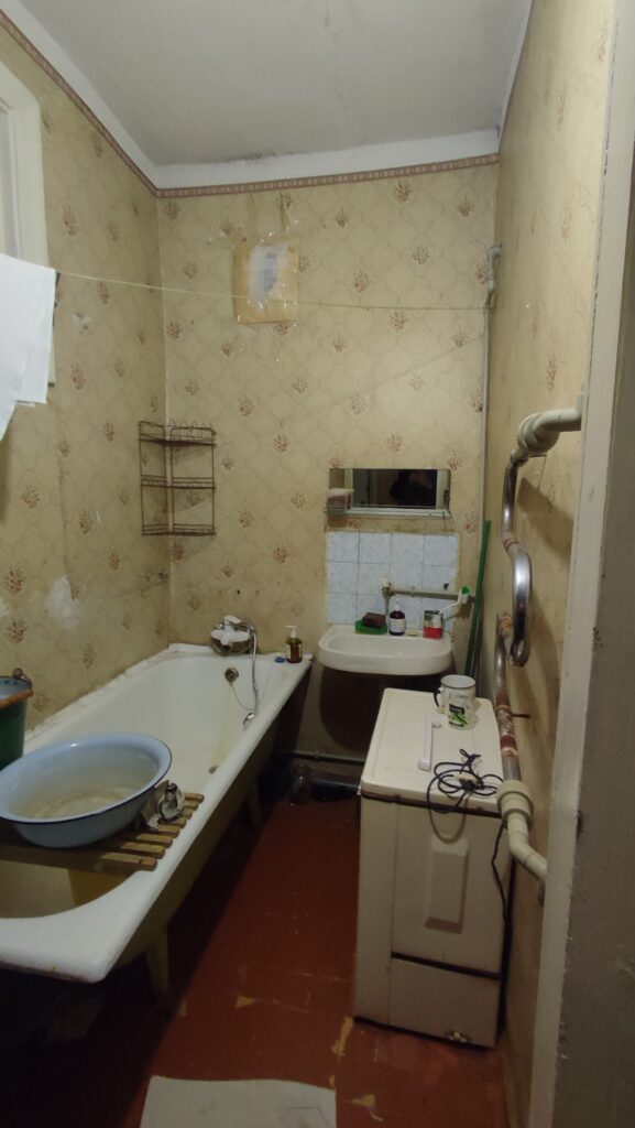 Фото №608, Продаётся 3-х комн. квартира по ул. Московской, район университета