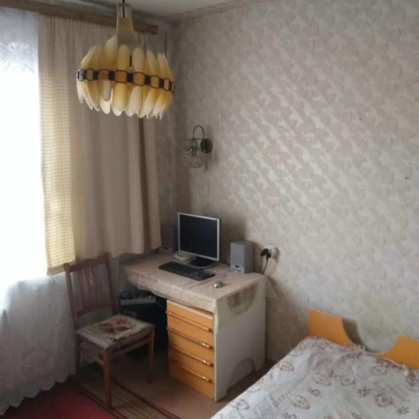 Фото Продам 4-х комн квартиру в городе Луганск 1-й Микрорайон