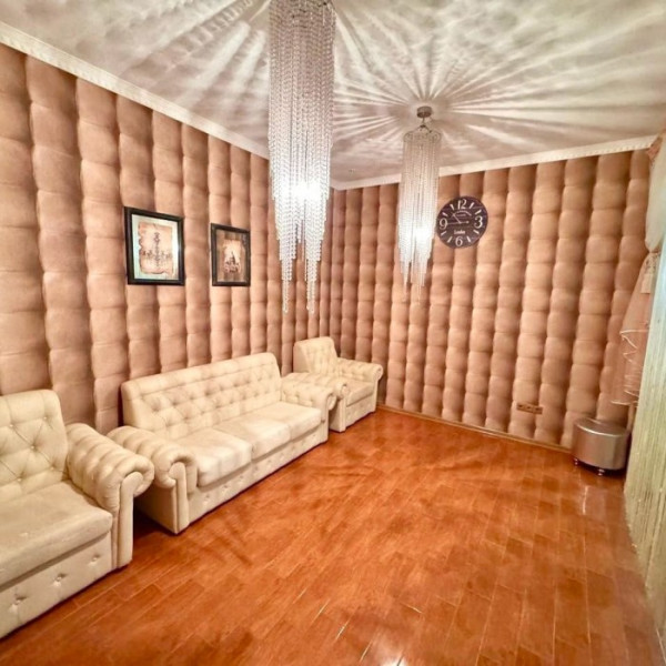 Фото Продам Дом 515м2 рн. ост. Конно Спортивная Школа