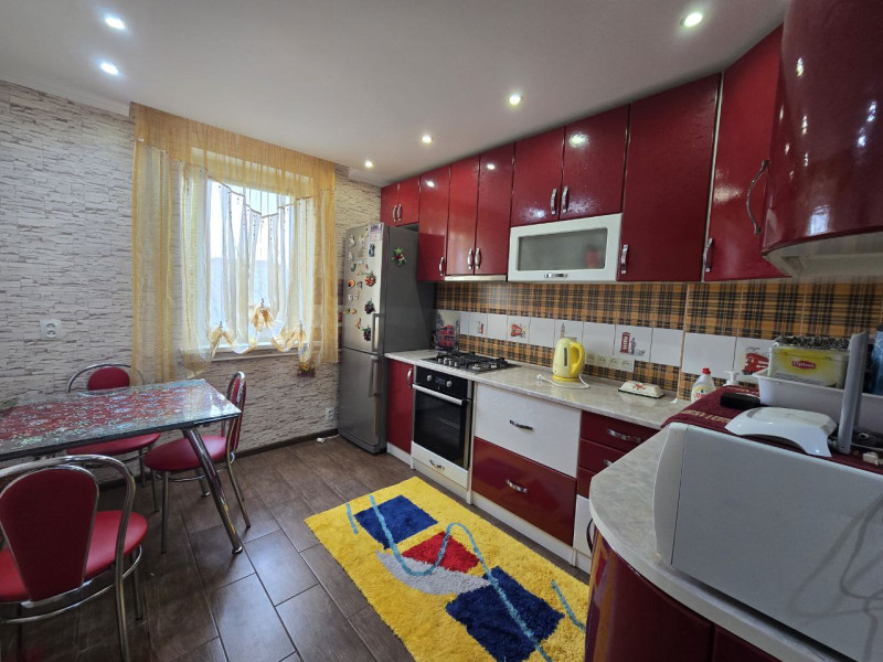 Фото 3-х комнатная квартира на квартале Заречный