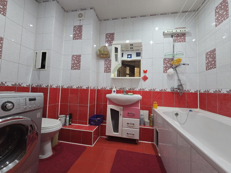 Фото 3-х комнатная квартира на квартале Заречный