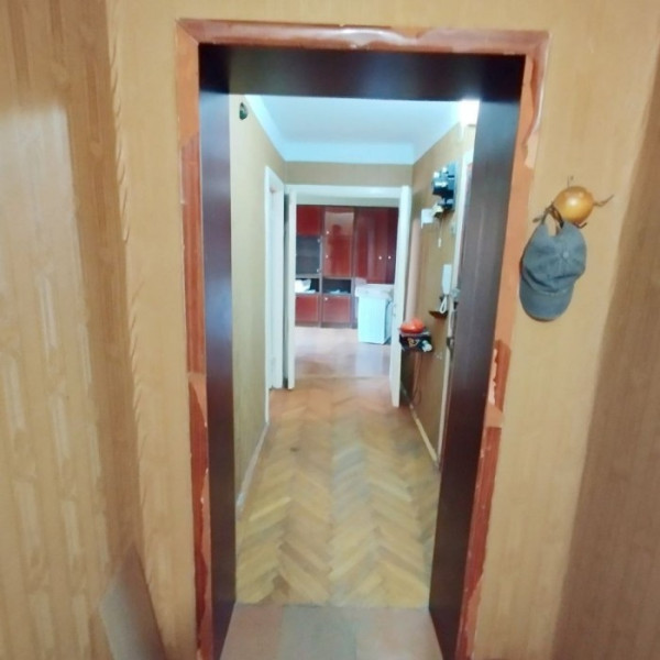 Фото Продам 2- х комнатную квартиру на кв. 30 лет победы.