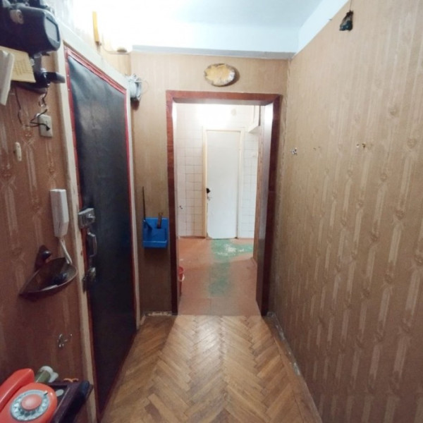 Фото Продам 2- х комнатную квартиру на кв. 30 лет победы.