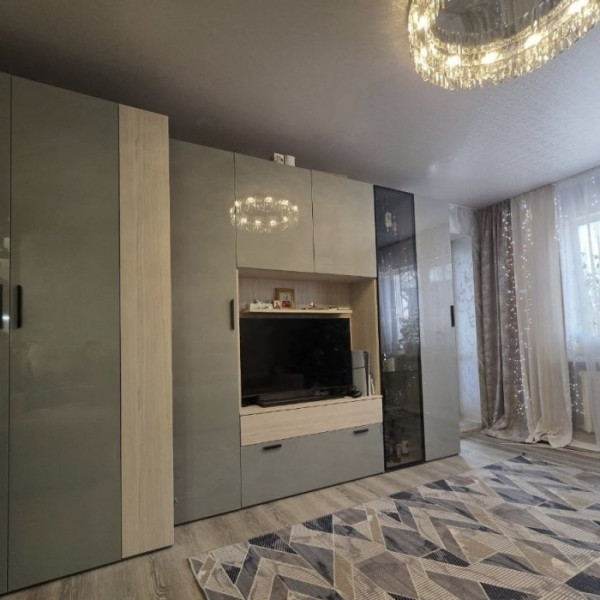 Фото Продам 3к квартиру на кв.Пролетариата Донбасса ,4/9эт