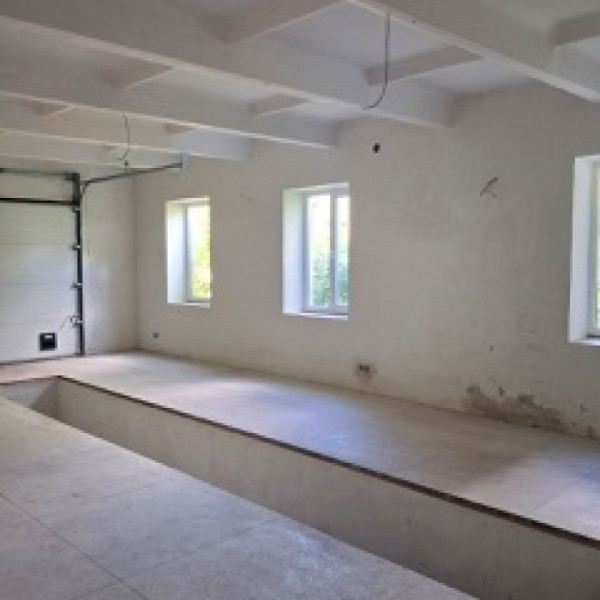 Фото Продам сто комплекс в районе автовакзала