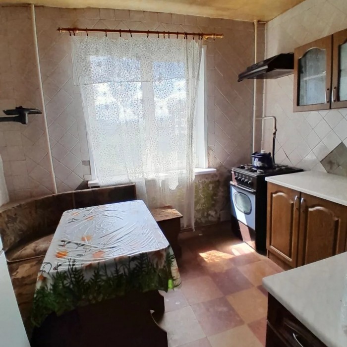 Продам 1 комн. квартиру в р-не "Торгового центра"