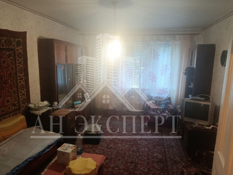 Фото Квартира г. Стаханов (ул. К. Либкнехта, дом 71)