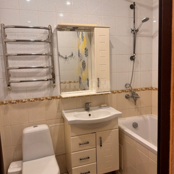 Фото Продам 1комн квартиру с АО в г Луганск кв Гагарина