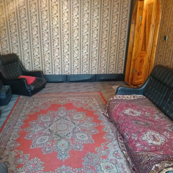 Фото Продаётся 4-комнатная квартира в городе Брянка, Микро 4, д. 38.