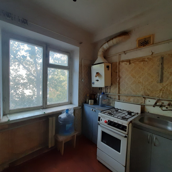 Фото №867 Продаётся 2 комн. кв-ра, ул. Чапаева, р-н супермаркета “Айсберг”