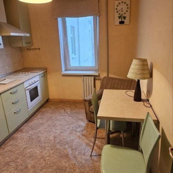 Фото Продам 2к квартиру на кв.Южный ,56м2