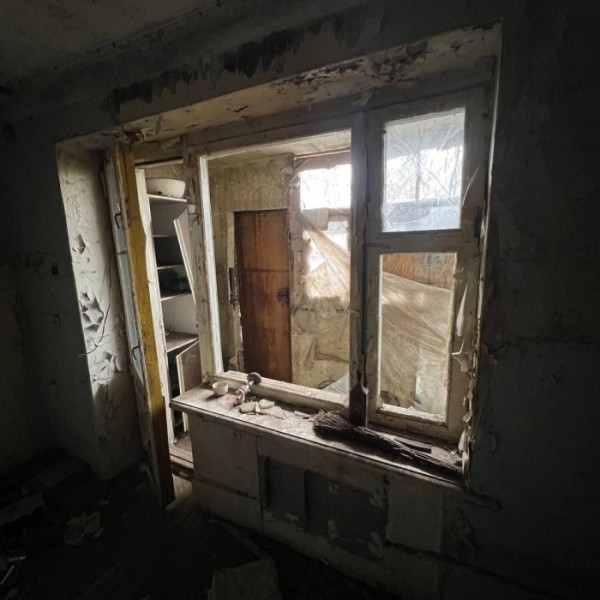 Фото Продам 2х этажный дом пгт Станица Луганская, улица Юбилейная 12