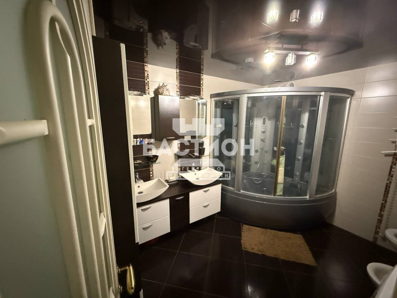 Фото Дом, улица Ульяны Громовой ID:2037742