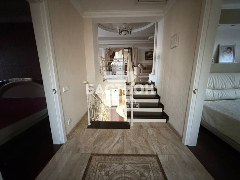 Фото Дом, улица Ульяны Громовой ID:2037742